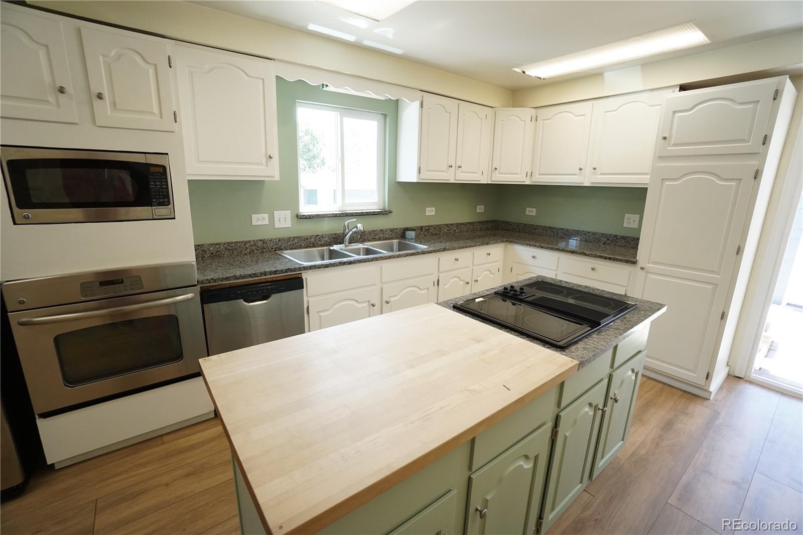 MLS Image #10 for 4651 s washington street,englewood, Colorado