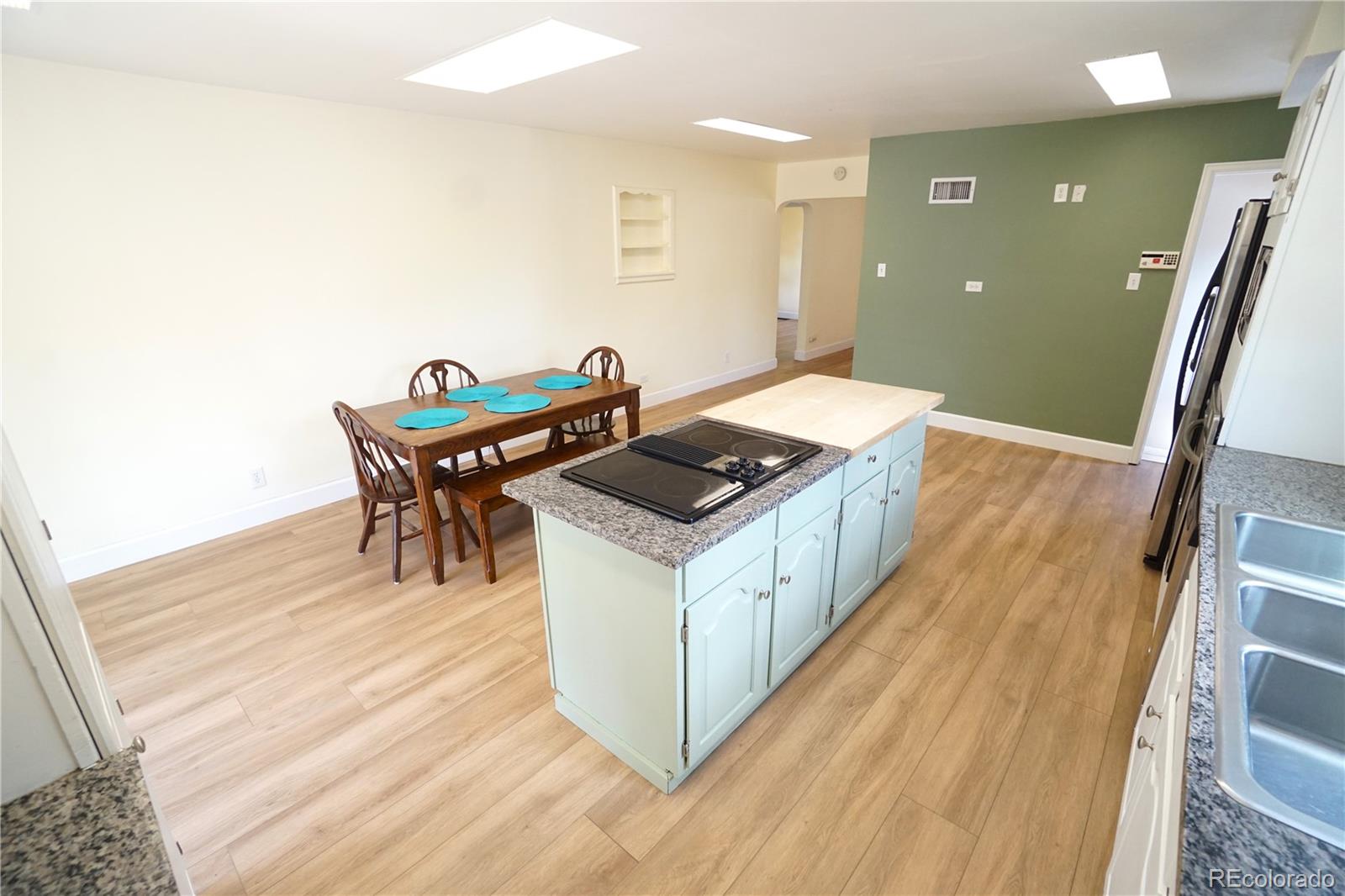 MLS Image #12 for 4651 s washington street,englewood, Colorado