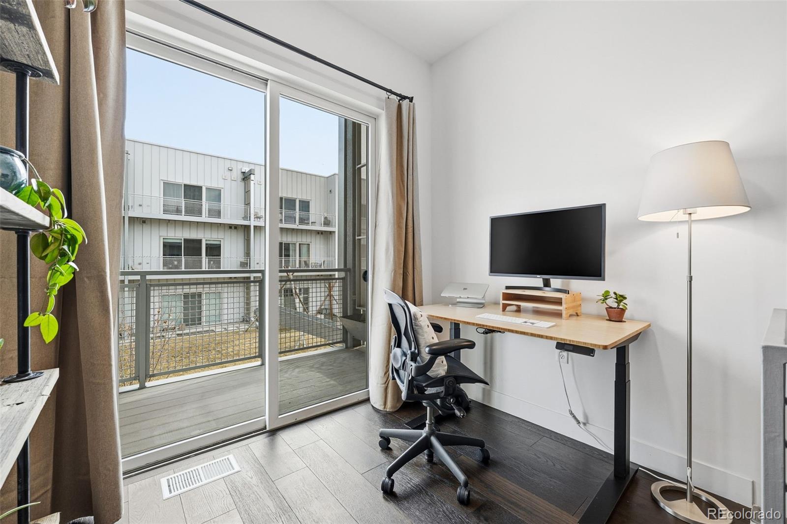 MLS Image #26 for 2530  lawrence street ra102,denver, Colorado