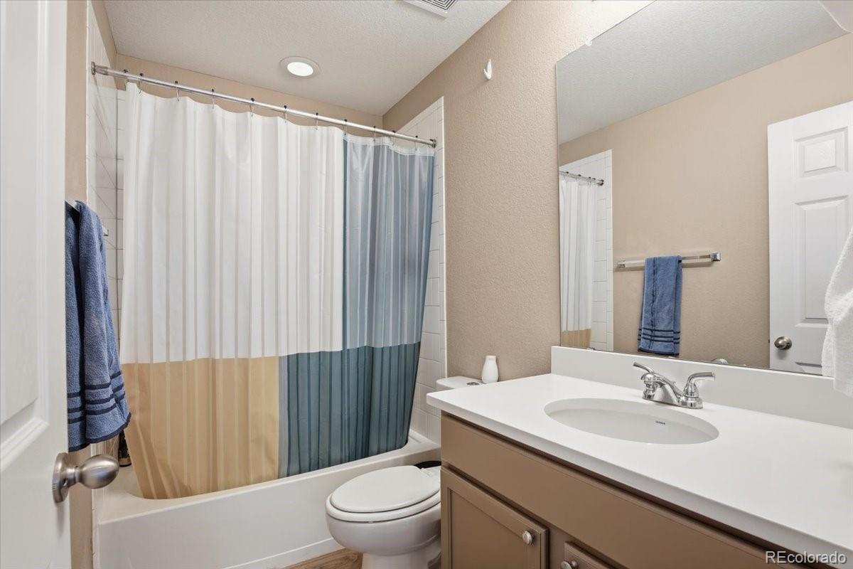 MLS Image #11 for 25562 e bayaud place,aurora, Colorado