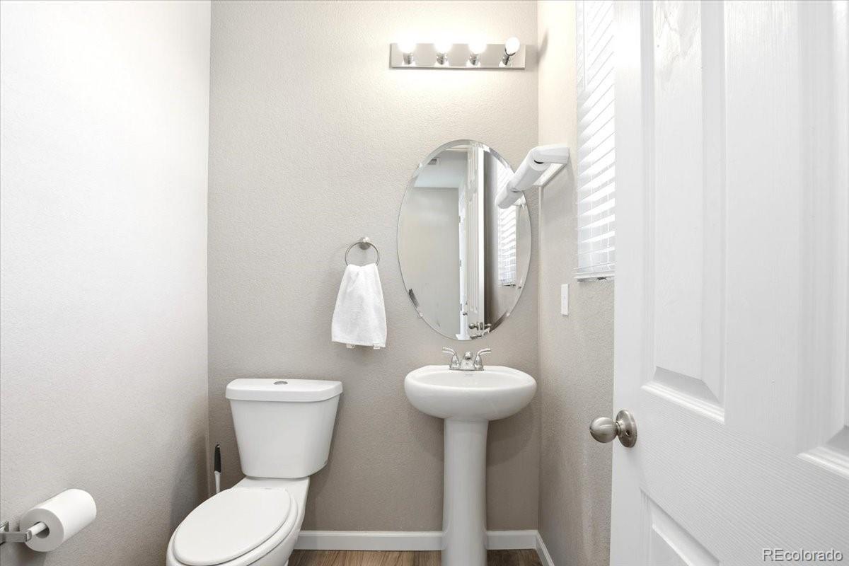 MLS Image #13 for 25562 e bayaud place,aurora, Colorado