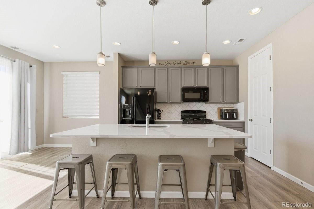 MLS Image #2 for 25562 e bayaud place,aurora, Colorado