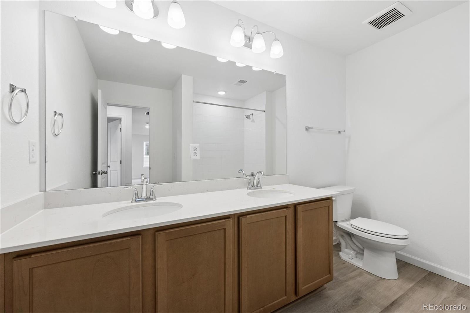 MLS Image #13 for 424 s rifle street,aurora, Colorado