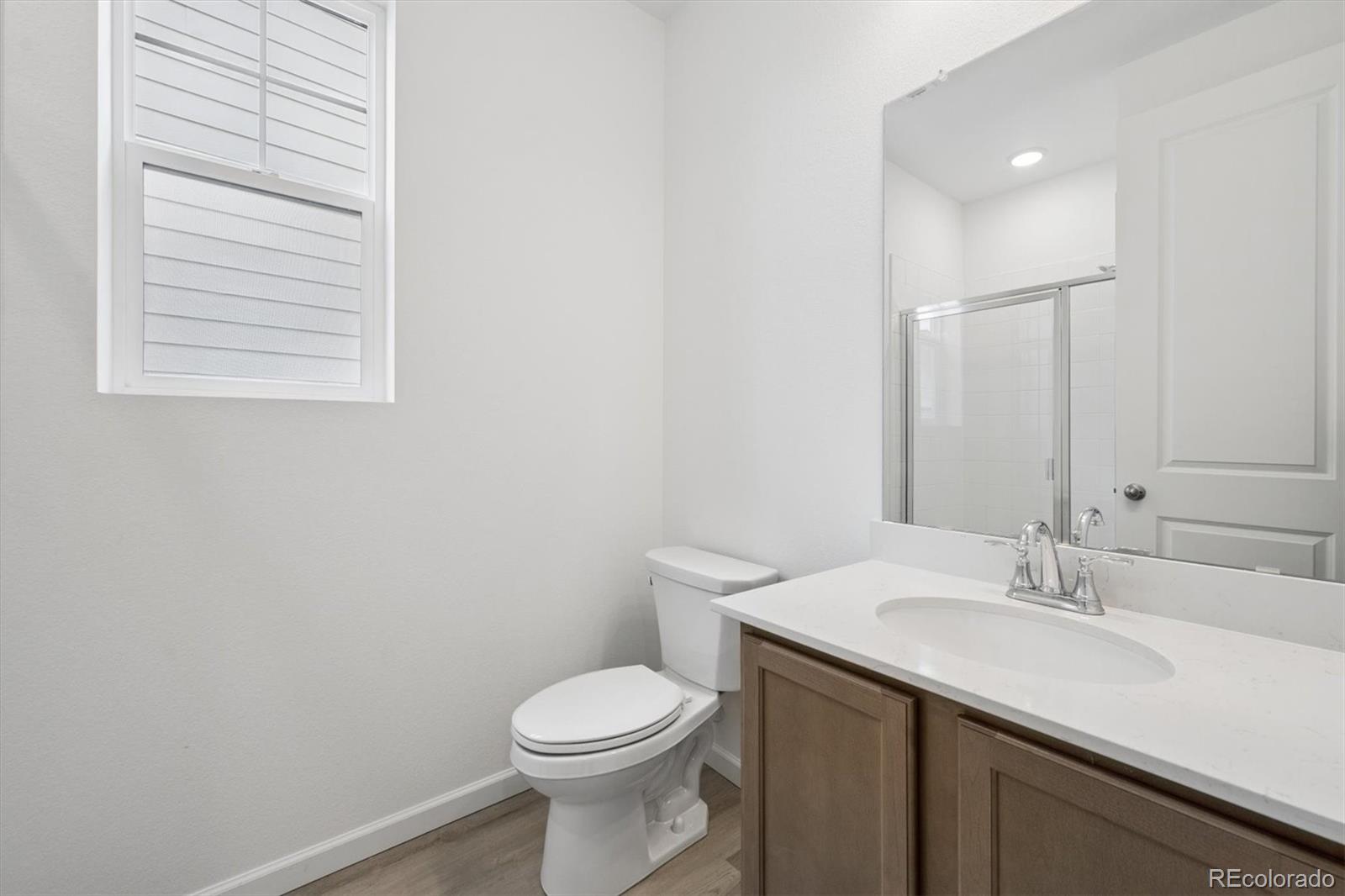 MLS Image #17 for 424 s rifle street,aurora, Colorado
