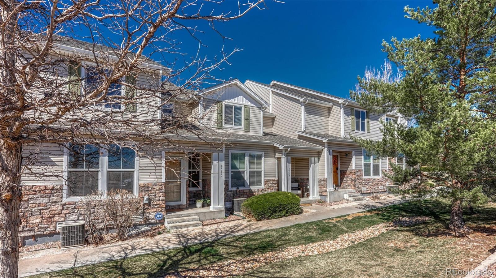 MLS Image #2 for 7620  sandy springs point,fountain, Colorado
