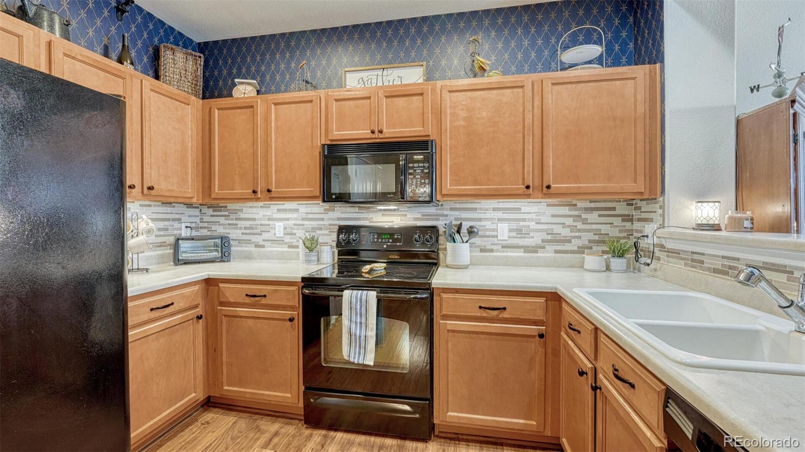 MLS Image #9 for 7620  sandy springs point,fountain, Colorado