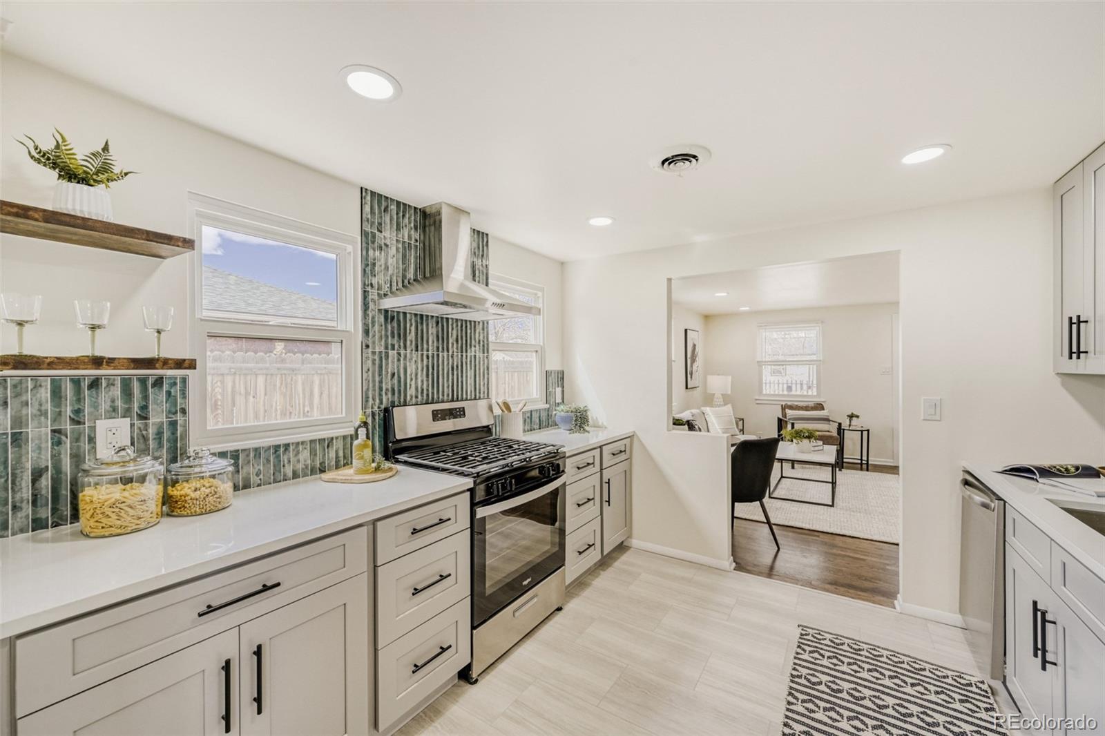 MLS Image #9 for 6910  reno drive,arvada, Colorado