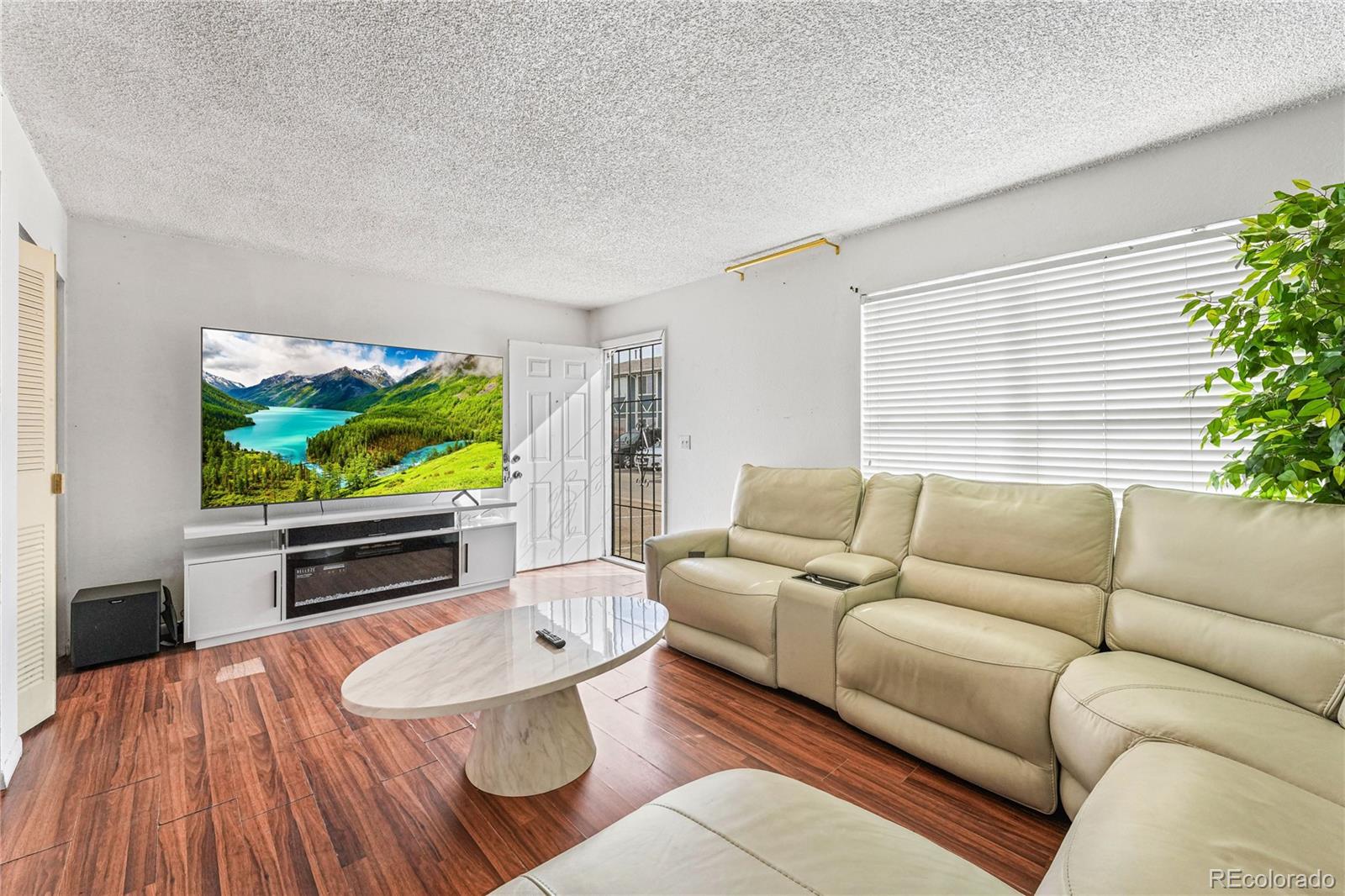 MLS Image #2 for 1447  norfolk street,aurora, Colorado