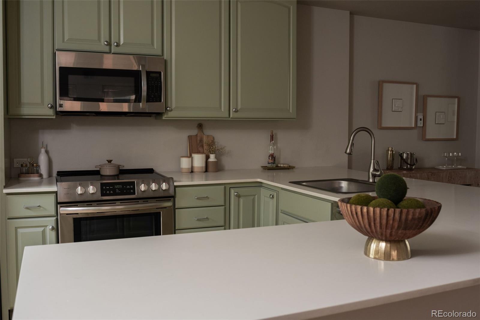 MLS Image #17 for 1025 e 17th avenue 3,denver, Colorado