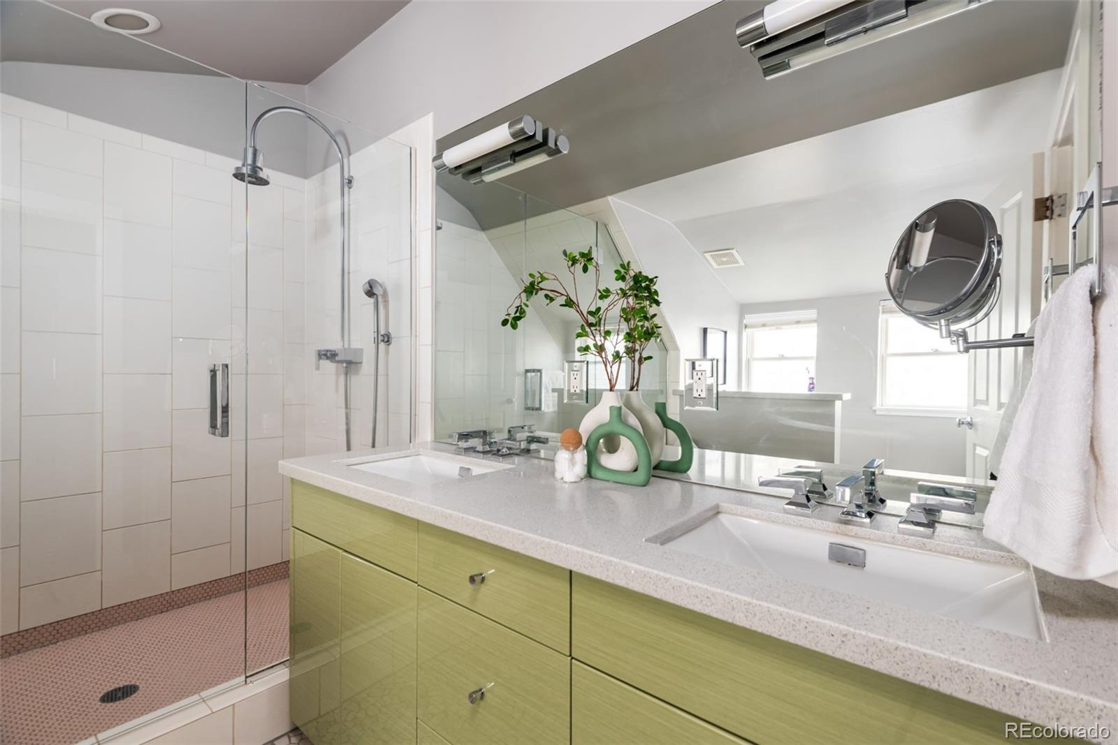 MLS Image #30 for 1025 e 17th avenue 3,denver, Colorado