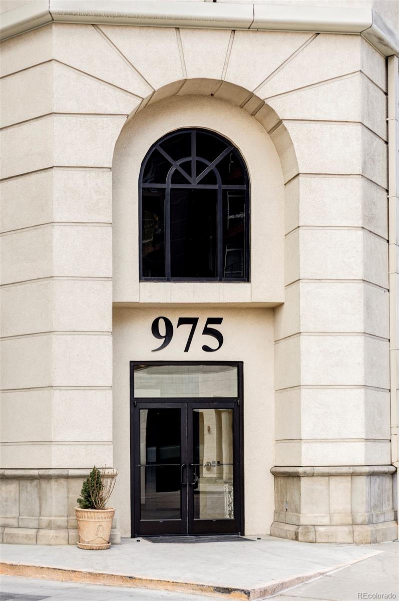 MLS Image #1 for 975 n lincoln street,denver, Colorado