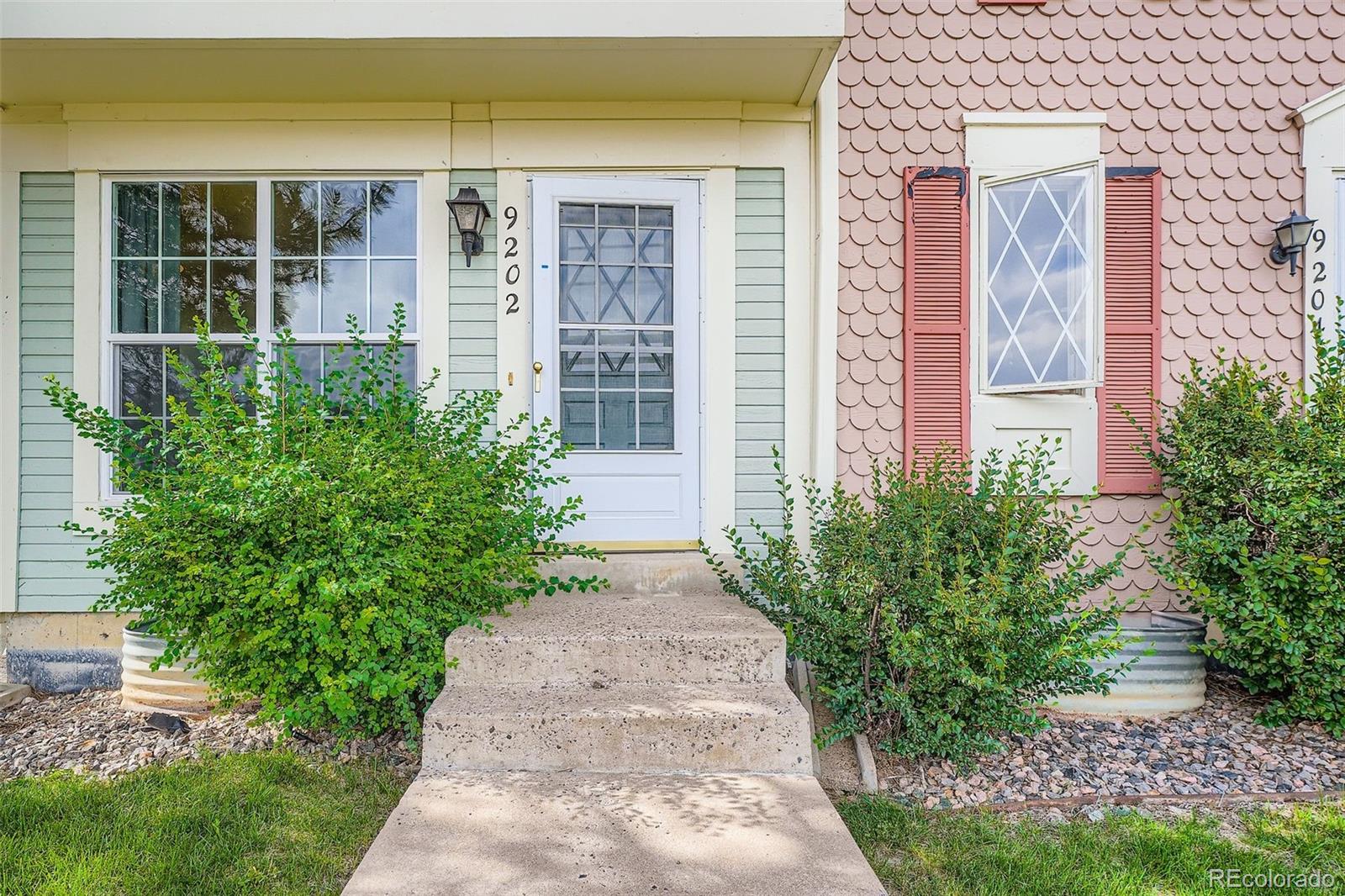MLS Image #1 for 9202 w ontario drive ,littleton, Colorado