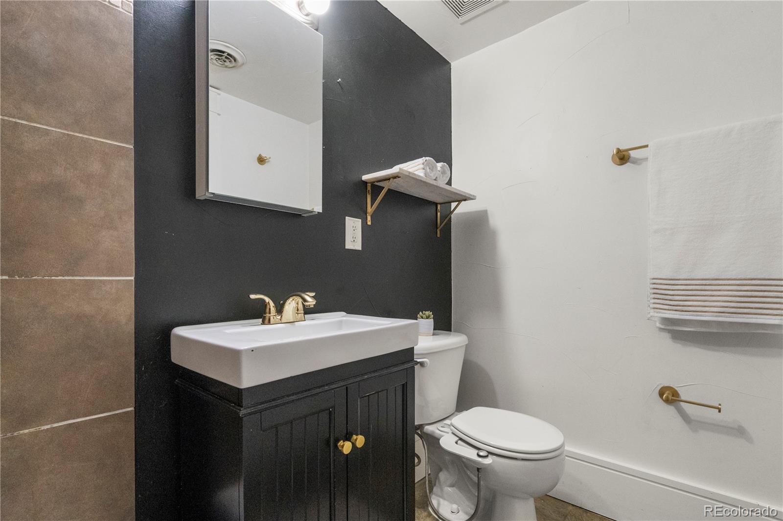 MLS Image #13 for 740 n sherman street,denver, Colorado