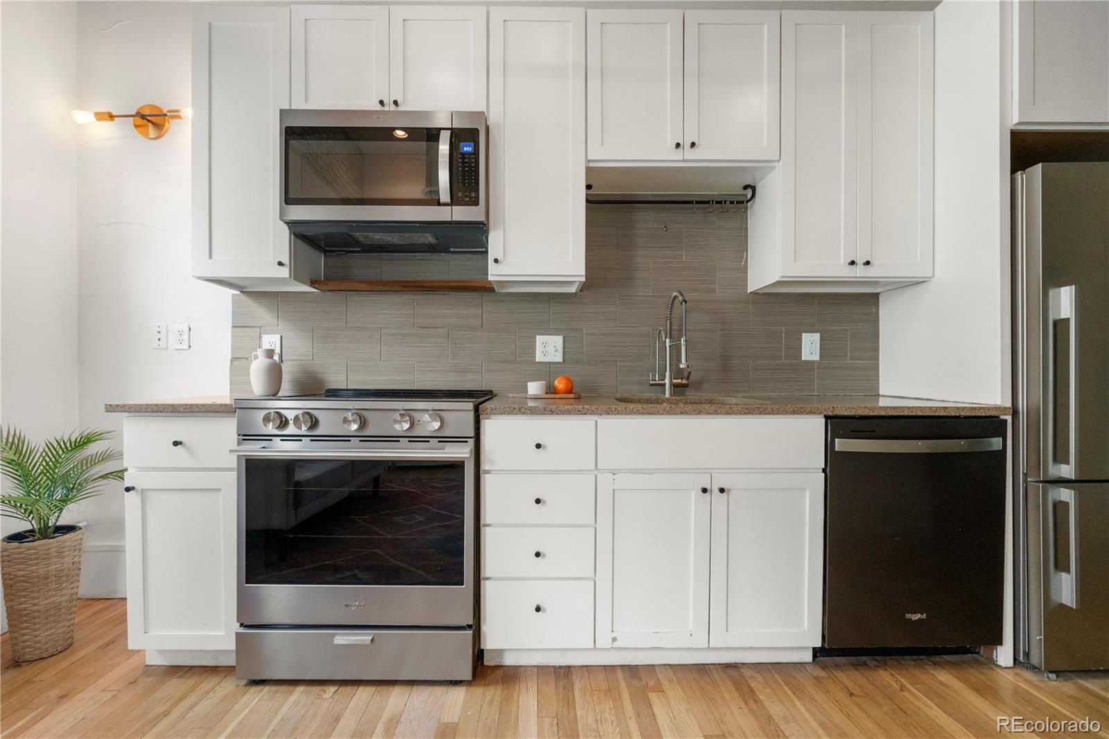 MLS Image #6 for 740 n sherman street,denver, Colorado