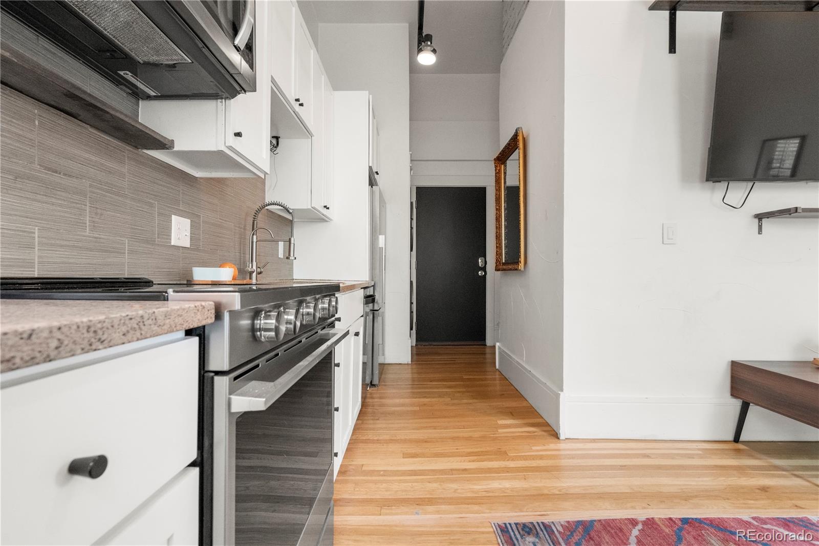 MLS Image #8 for 740 n sherman street,denver, Colorado
