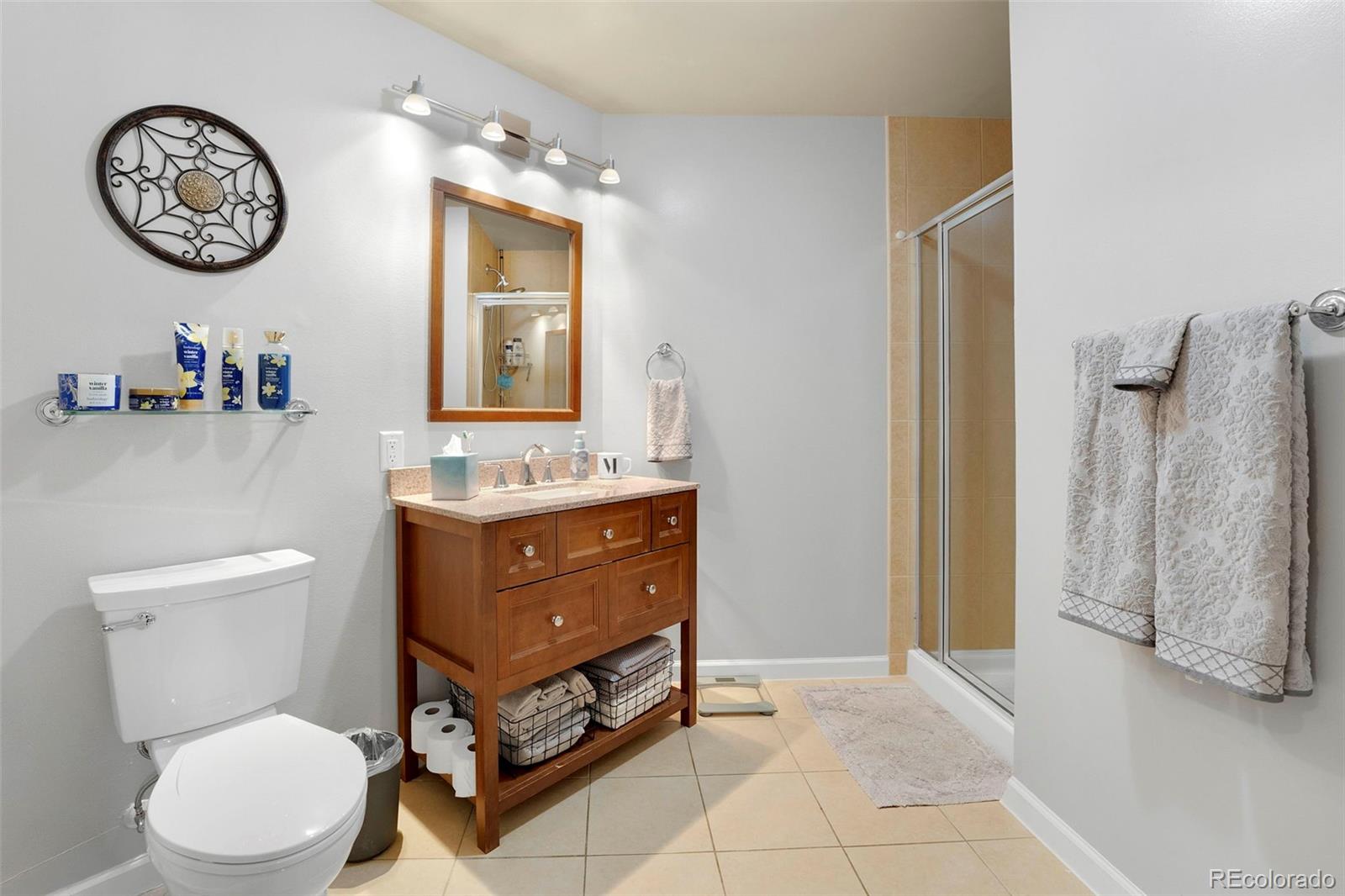 MLS Image #13 for 975 n lincoln street 7h,denver, Colorado
