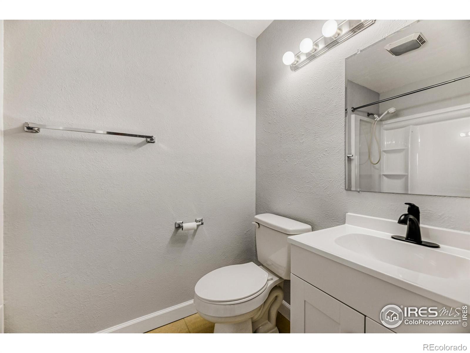 MLS Image #15 for 11293 w 18th avenue,lakewood, Colorado