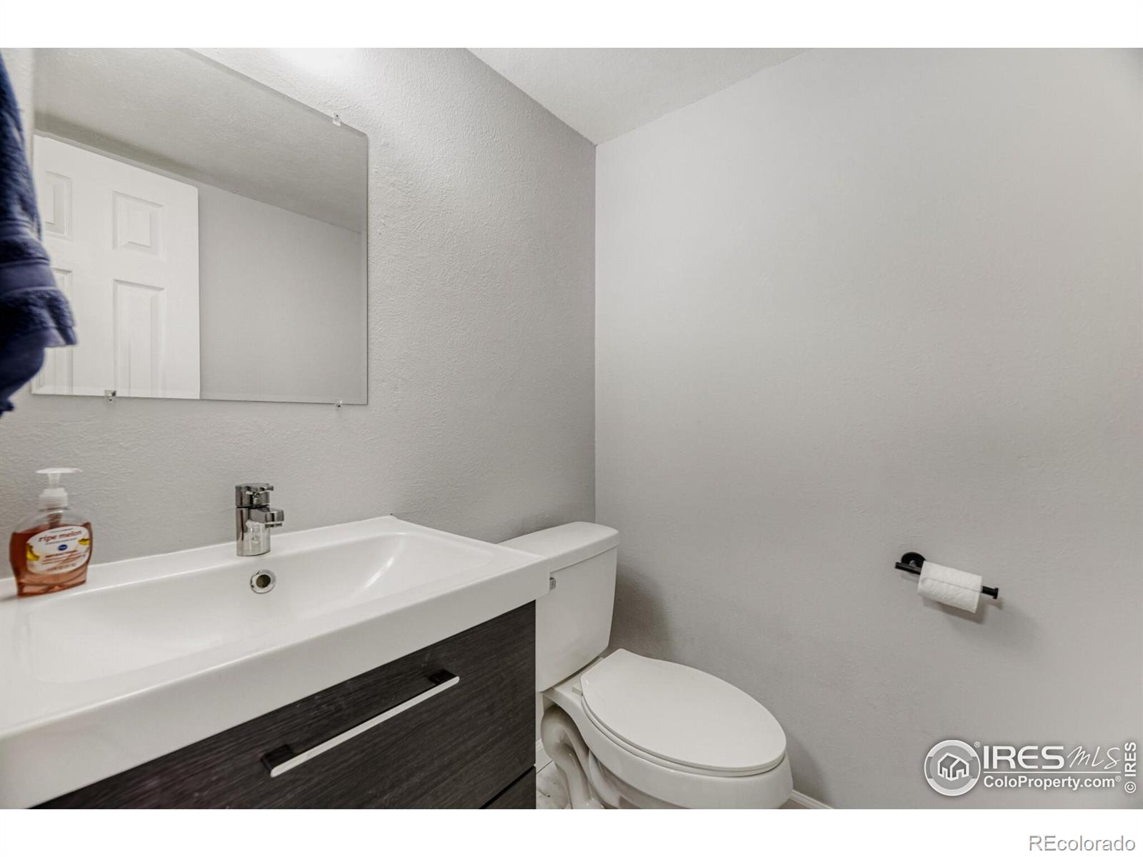 MLS Image #19 for 11293 w 18th avenue,lakewood, Colorado