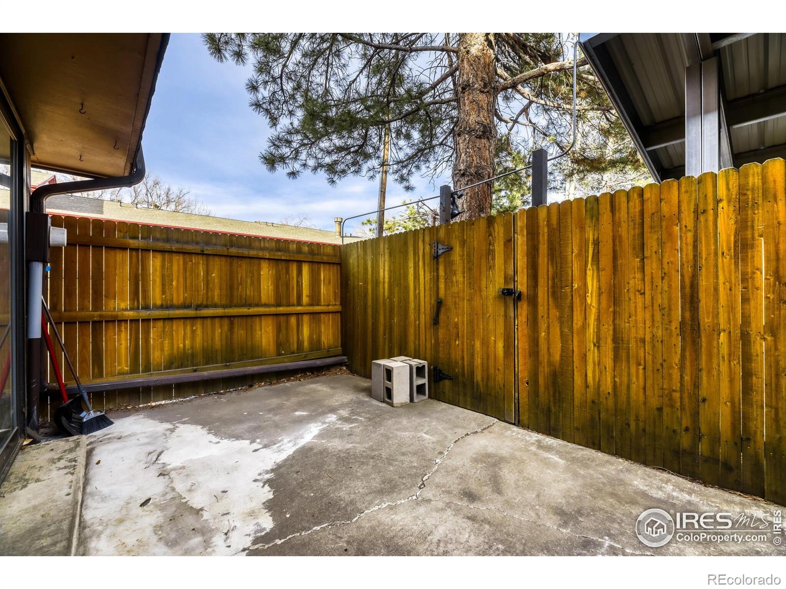 MLS Image #26 for 11293 w 18th avenue,lakewood, Colorado