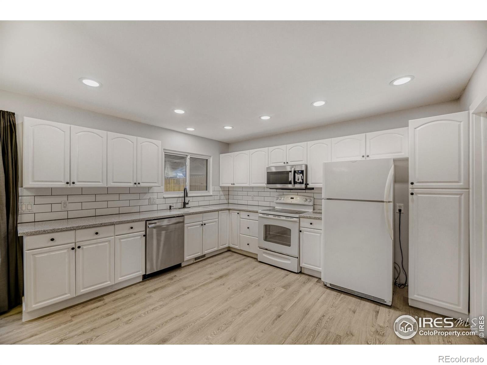 MLS Image #8 for 11293 w 18th avenue,lakewood, Colorado