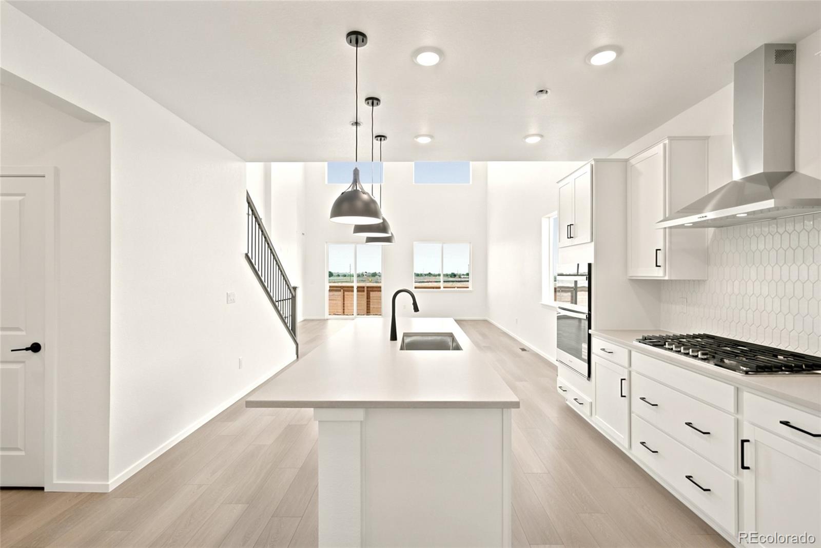 MLS Image #5 for 6757  utica avenue,longmont, Colorado