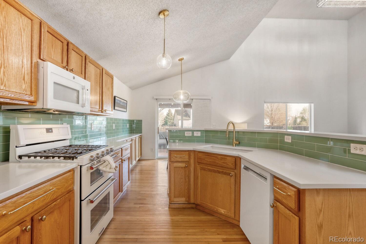 MLS Image #8 for 1415  lombardi street,erie, Colorado