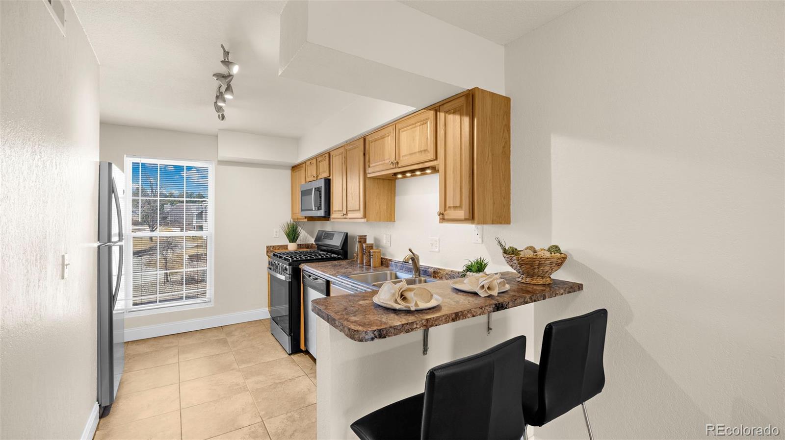 MLS Image #10 for 3485  rebecca lane,colorado springs, Colorado