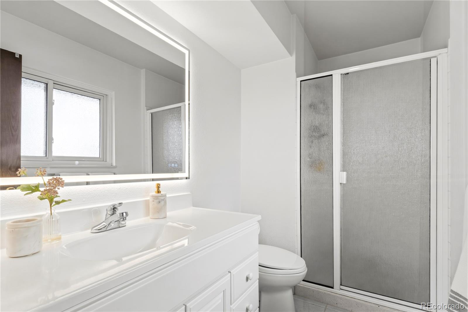 MLS Image #19 for 7063 e warren drive,denver, Colorado