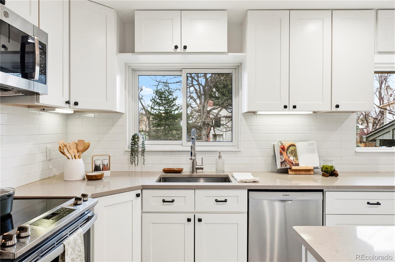 MLS Image #27 for 7063 e warren drive,denver, Colorado