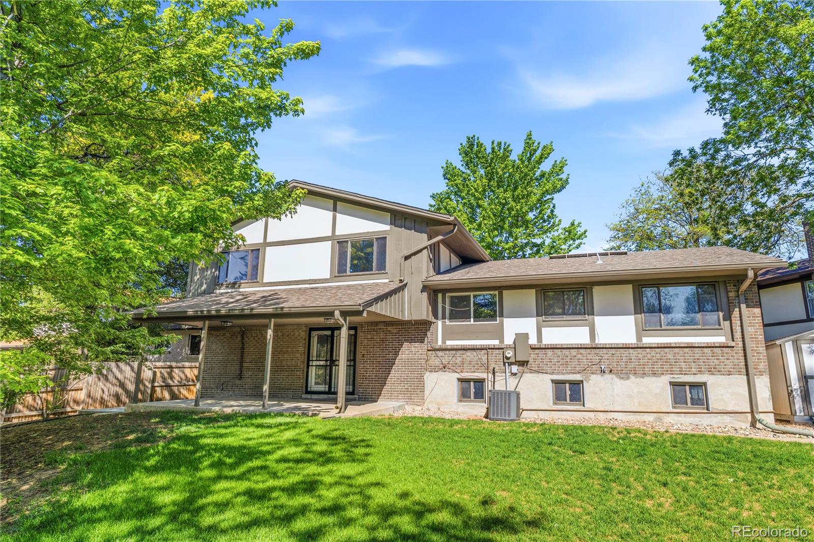 MLS Image #29 for 7063 e warren drive,denver, Colorado