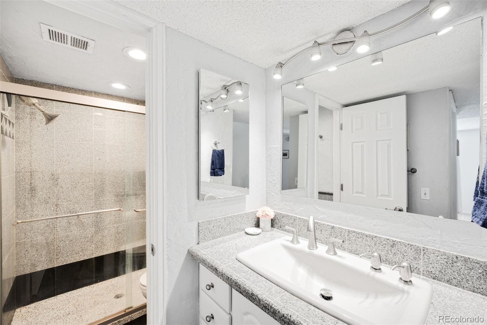 MLS Image #21 for 7395 e eastman avenue,denver, Colorado