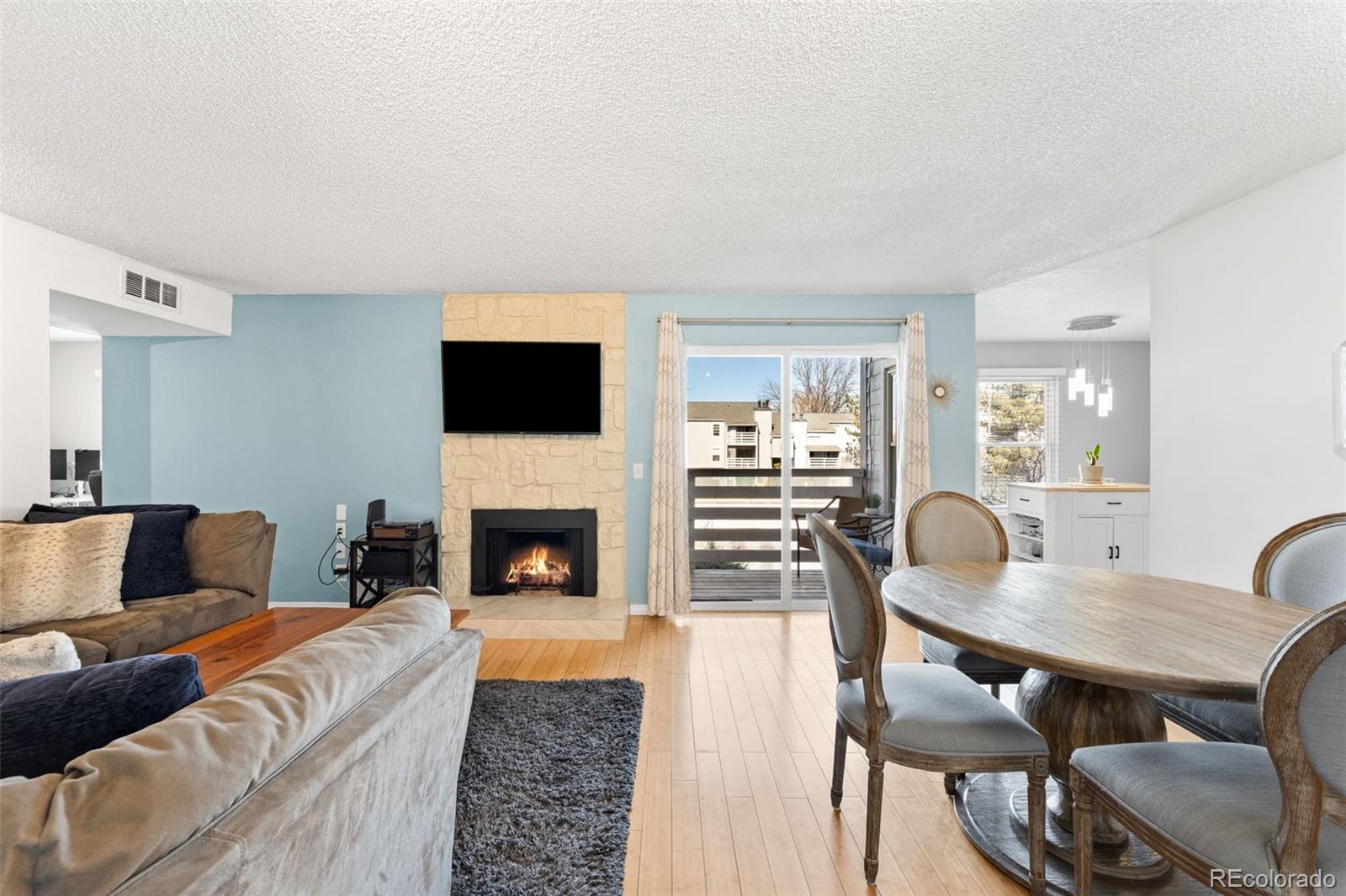 MLS Image #3 for 7395 e eastman avenue,denver, Colorado