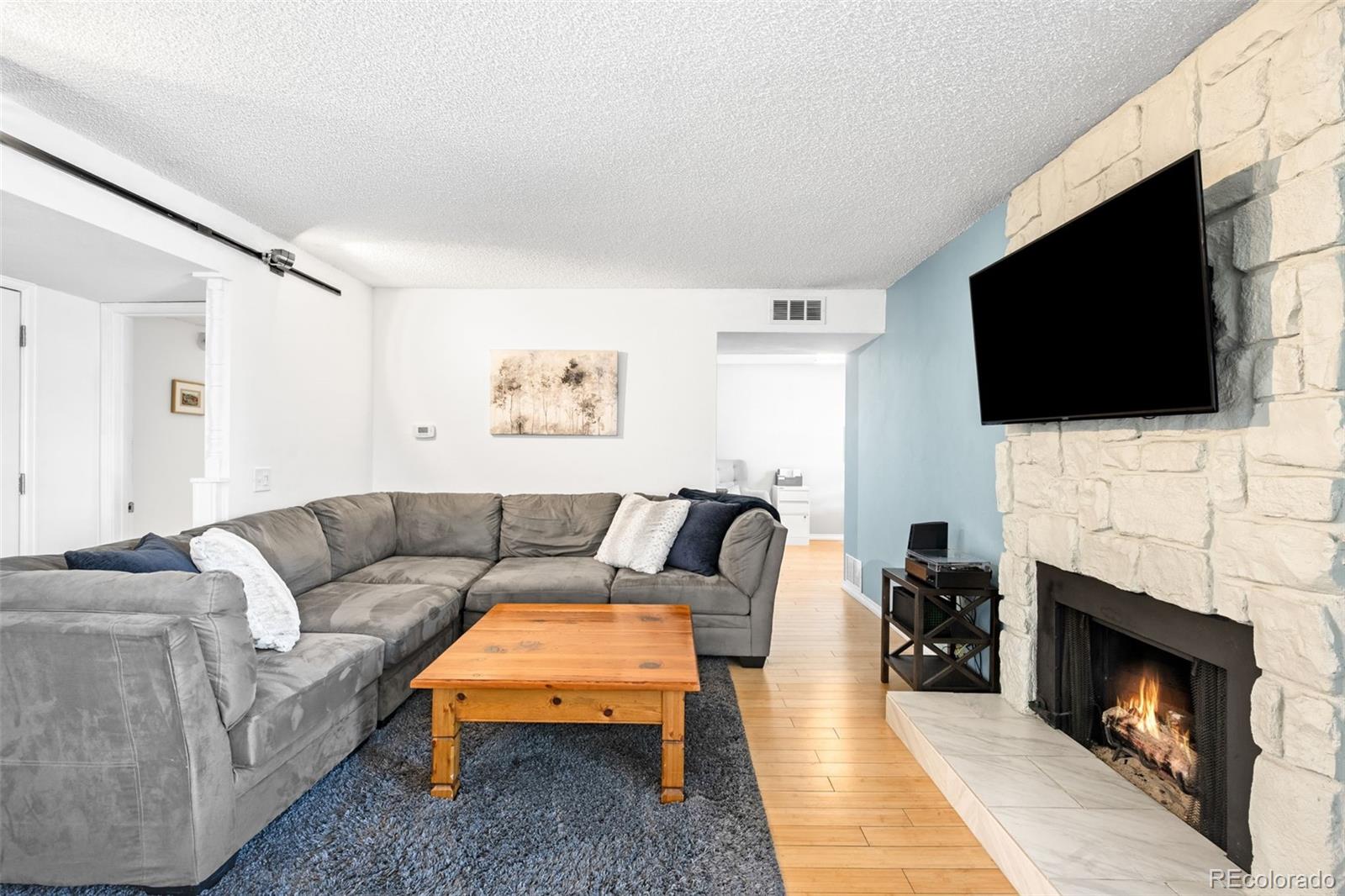MLS Image #5 for 7395 e eastman avenue,denver, Colorado