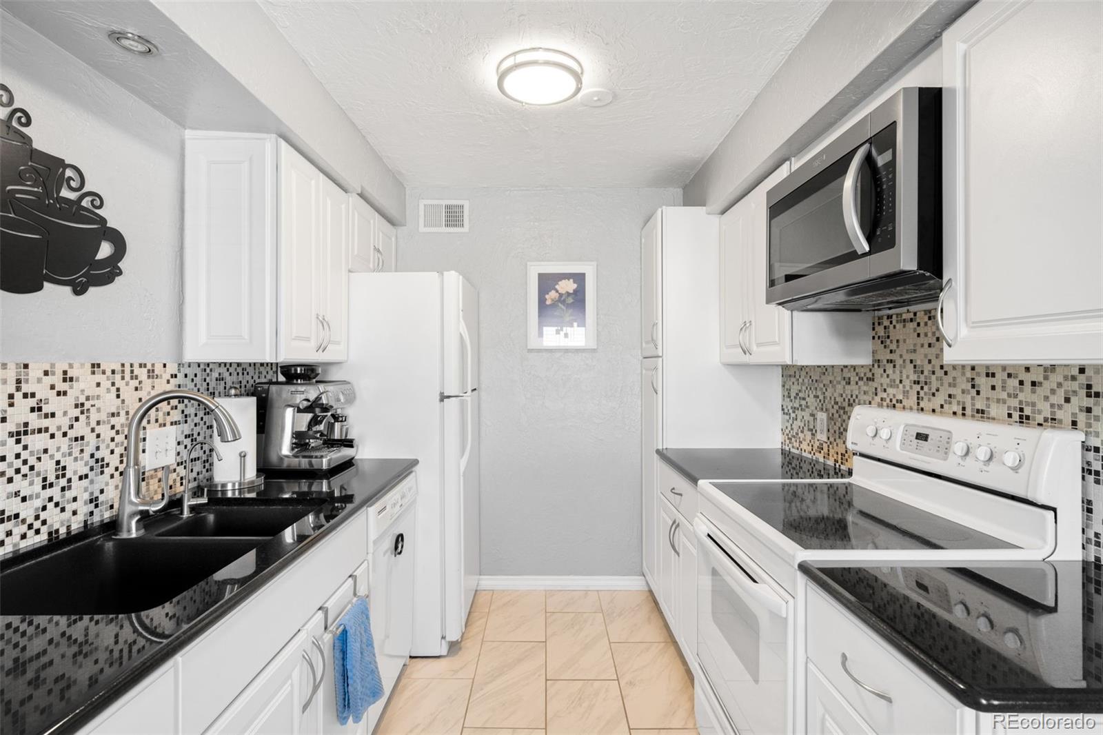 MLS Image #8 for 7395 e eastman avenue,denver, Colorado