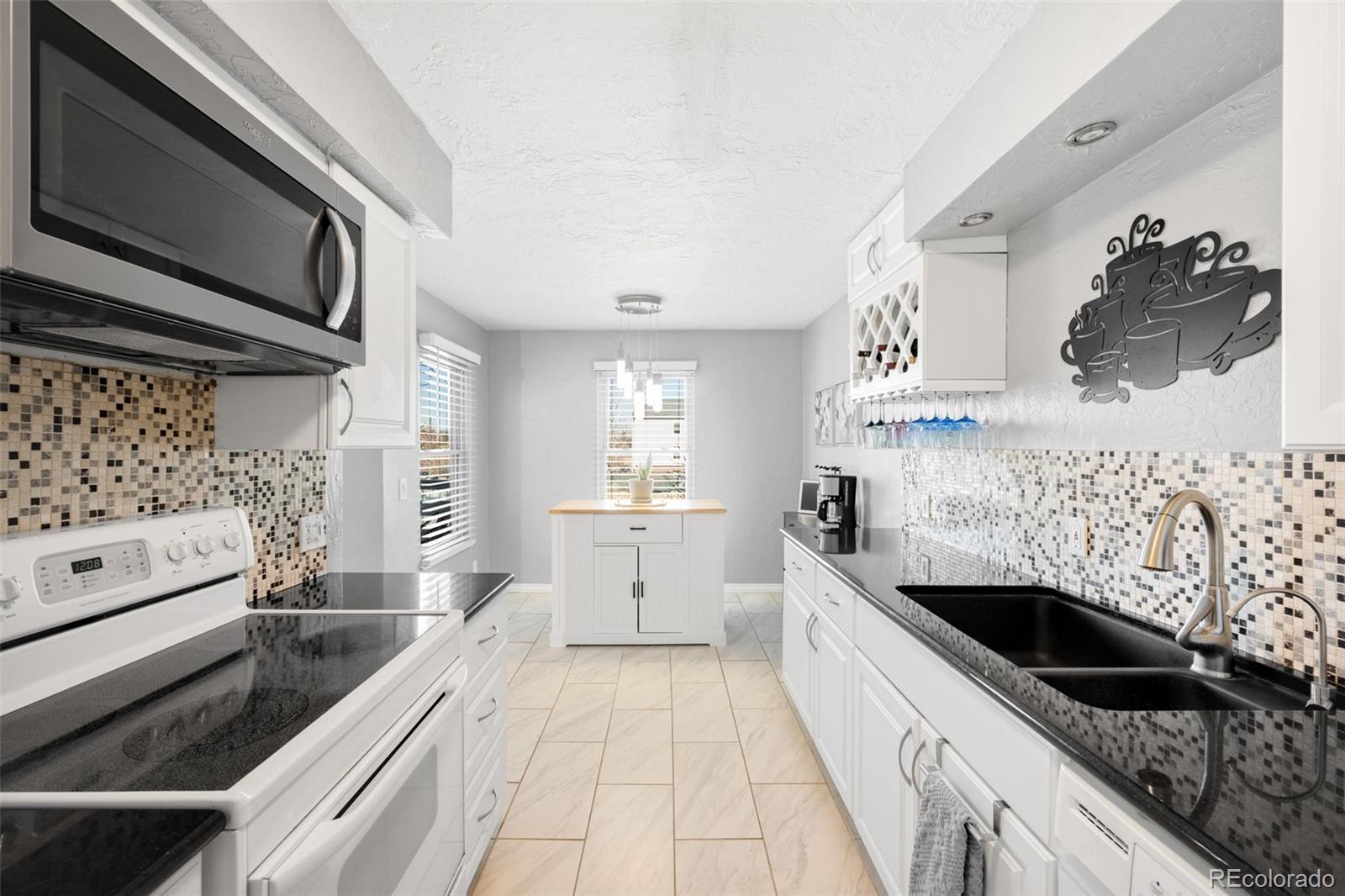 MLS Image #9 for 7395 e eastman avenue,denver, Colorado