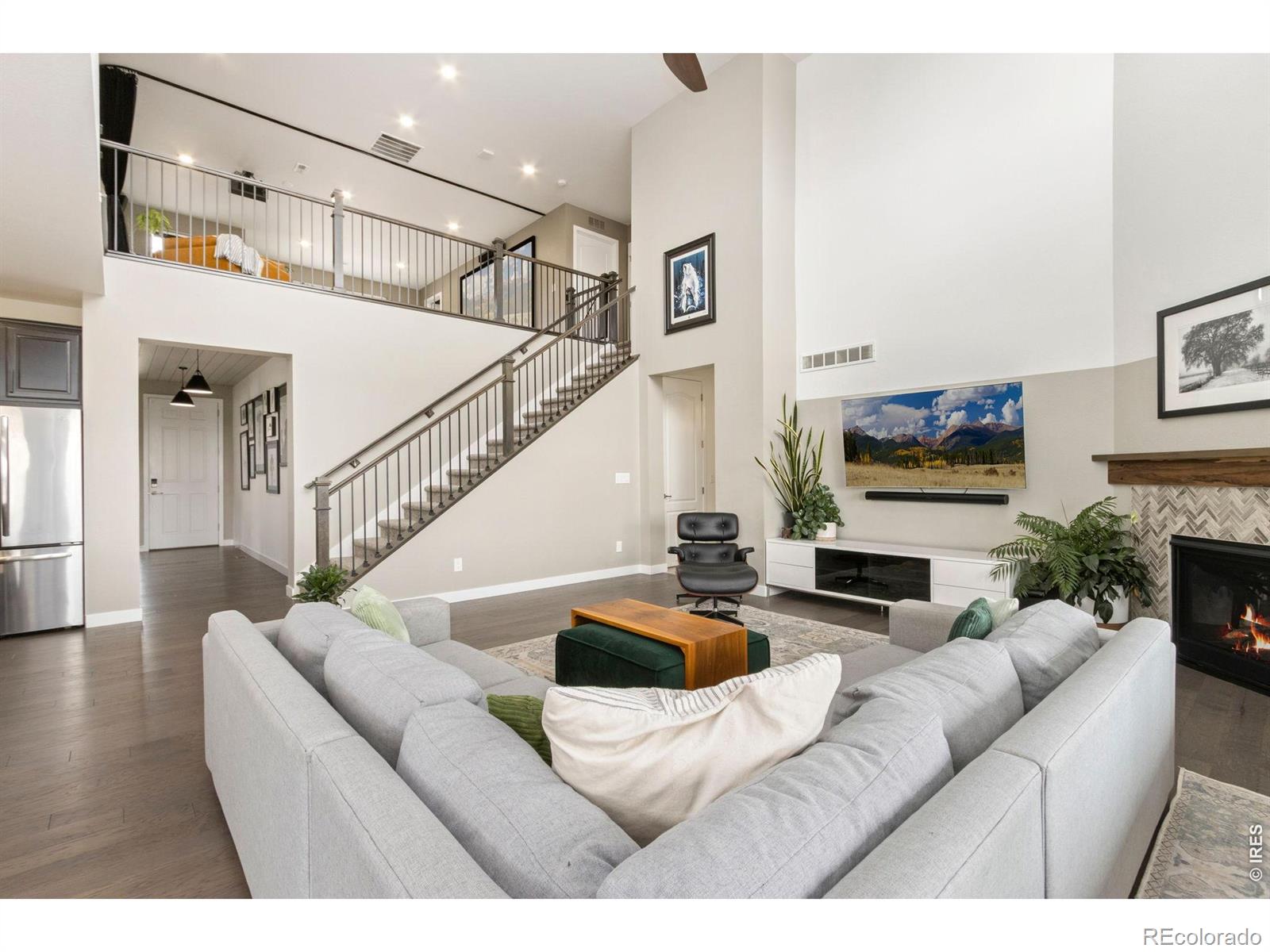 MLS Image #3 for 2936  fractus street,timnath, Colorado