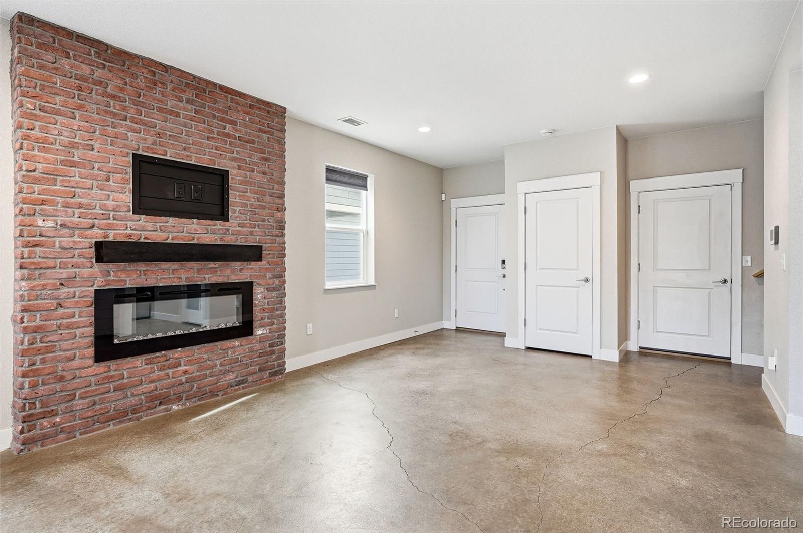 MLS Image #2 for 529  foxtail place,wiggins, Colorado