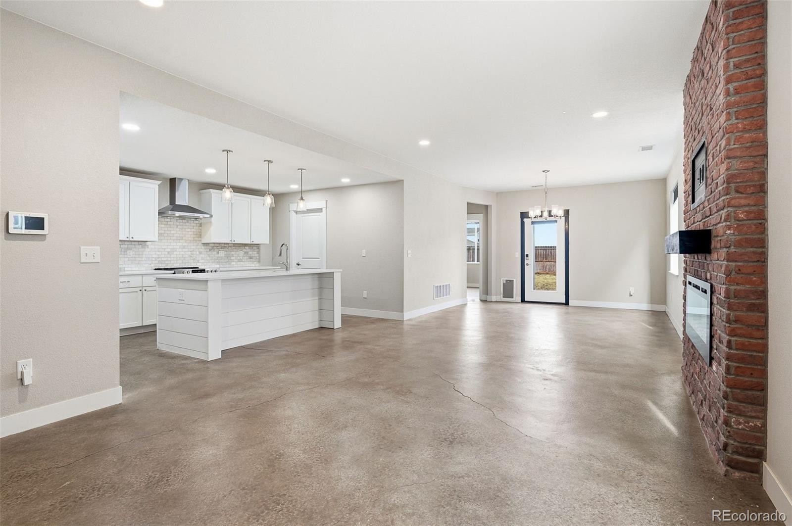 MLS Image #4 for 529  foxtail place,wiggins, Colorado