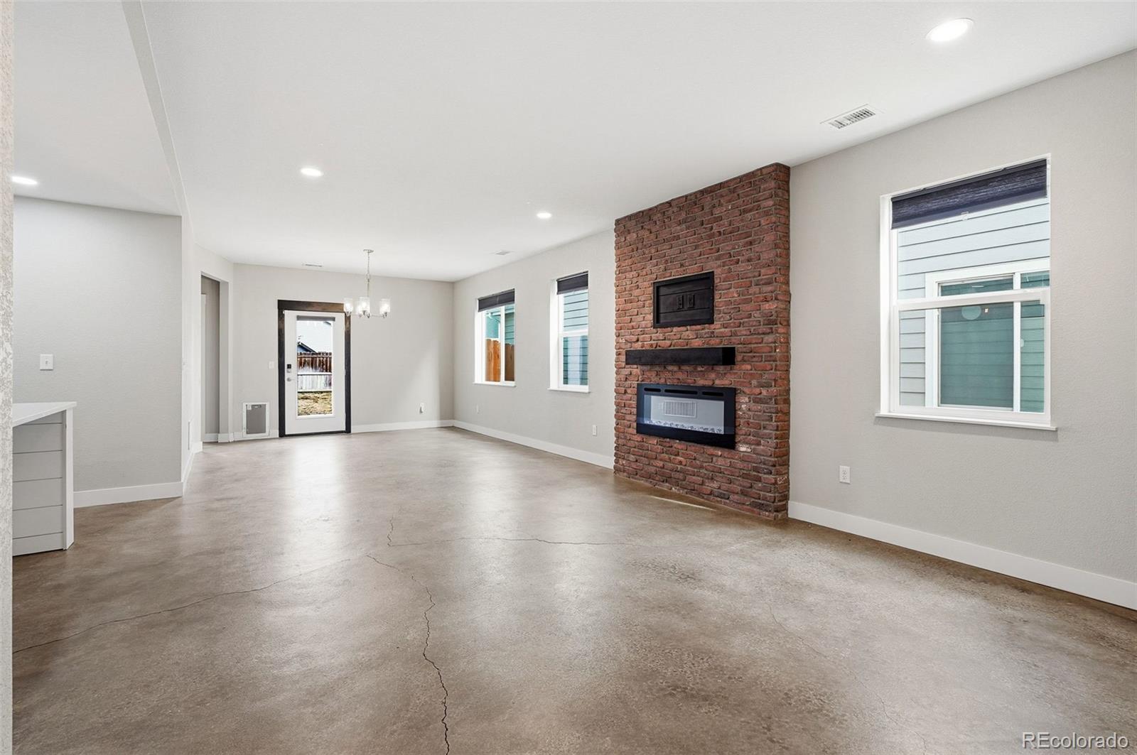 MLS Image #6 for 529  foxtail place,wiggins, Colorado
