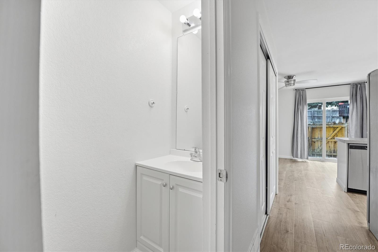 MLS Image #11 for 2701 e nichols circle ,centennial, Colorado