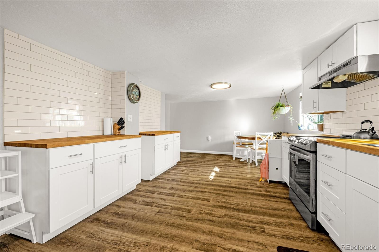 MLS Image #8 for 1041  market street,colorado springs, Colorado