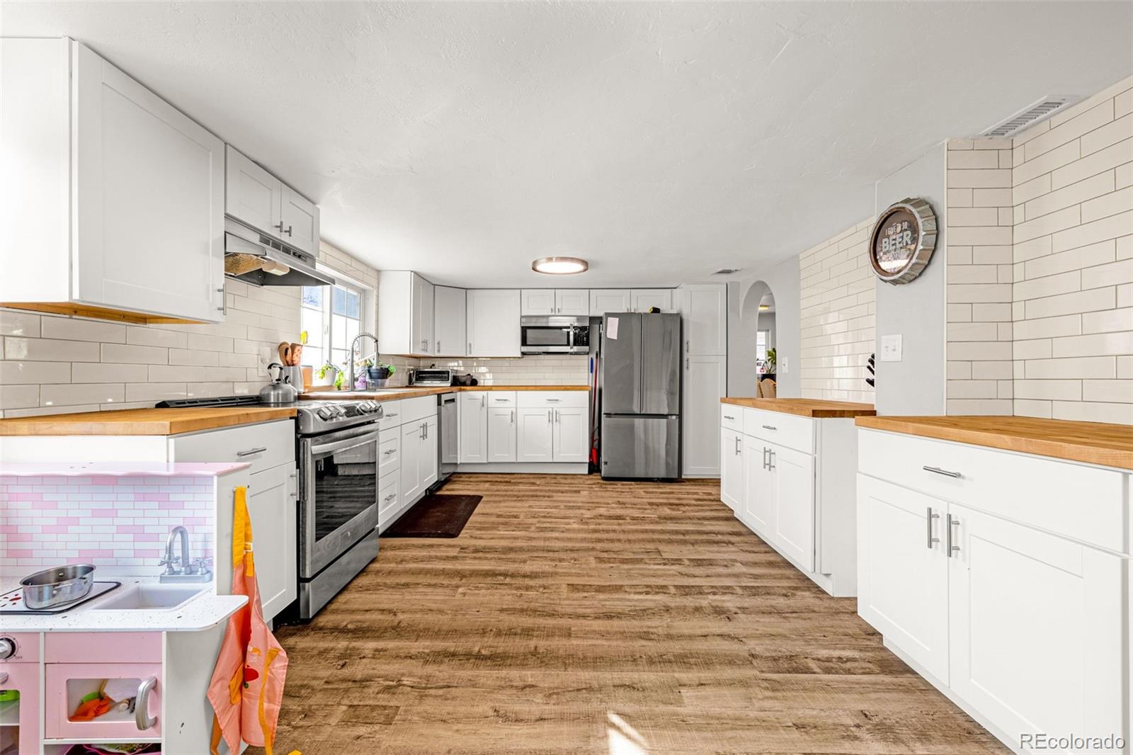 MLS Image #9 for 1041  market street,colorado springs, Colorado