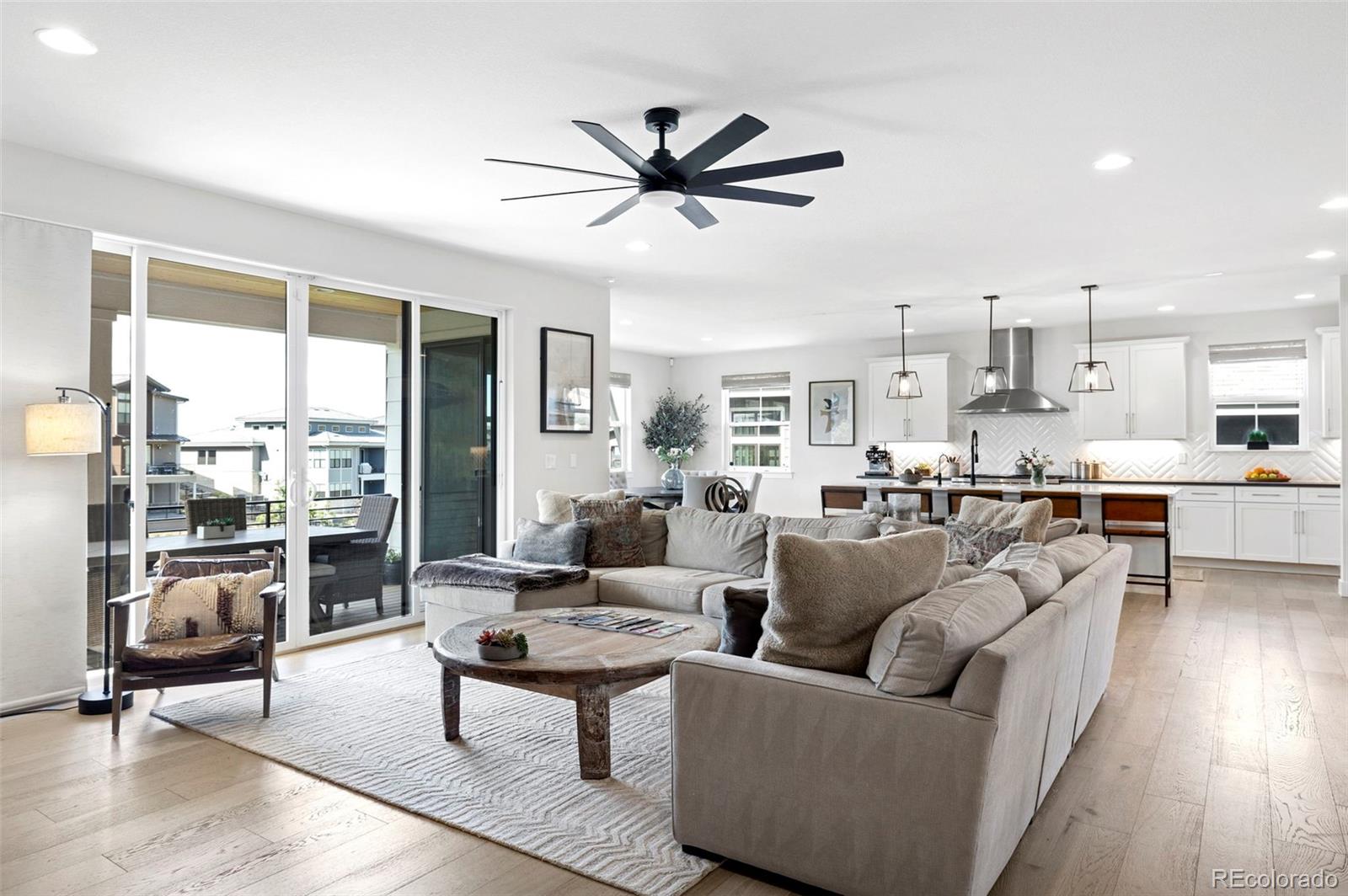 MLS Image #3 for 9625  viewside drive,lone tree, Colorado