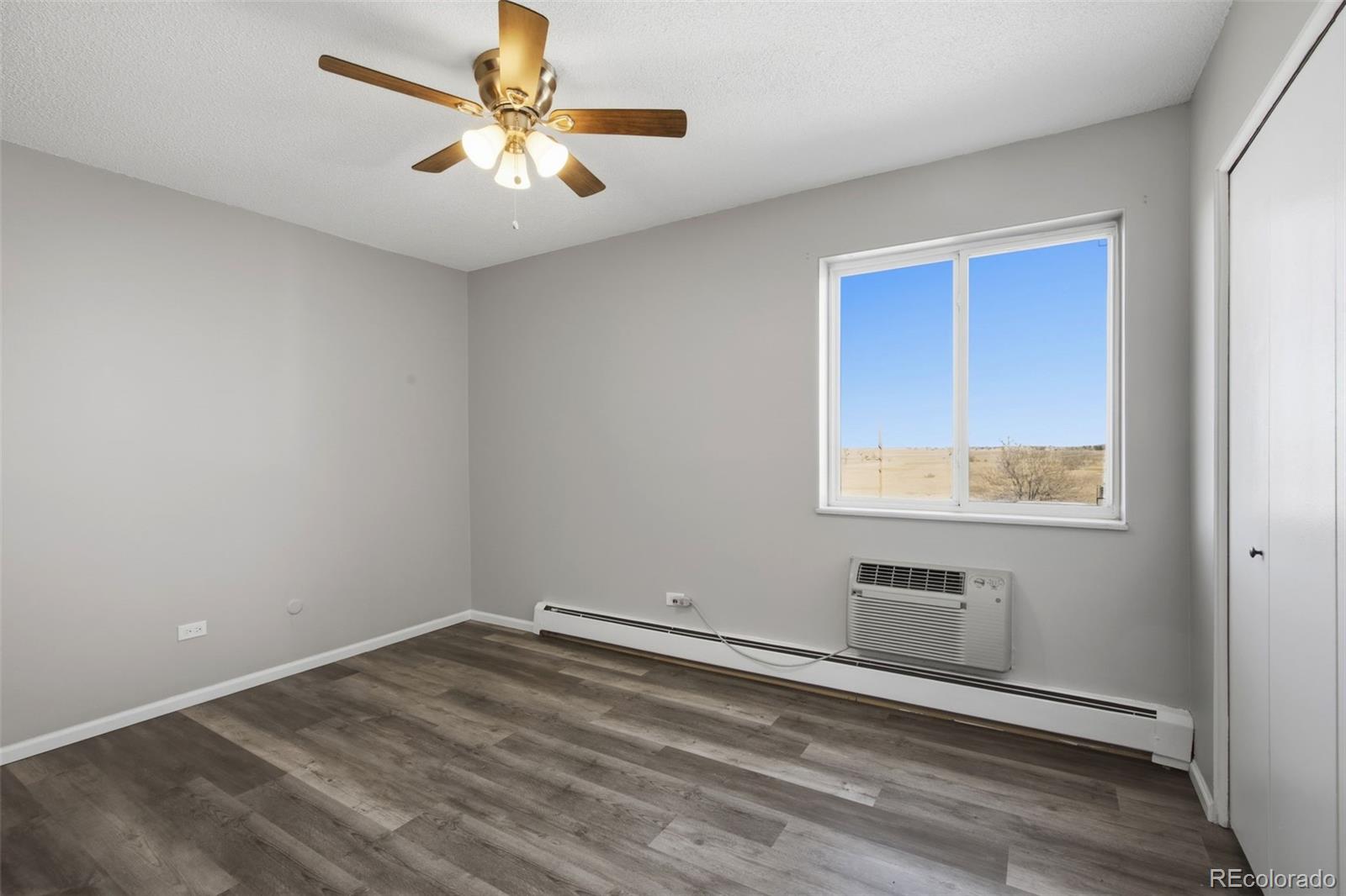 MLS Image #18 for 495 s dayton street,denver, Colorado