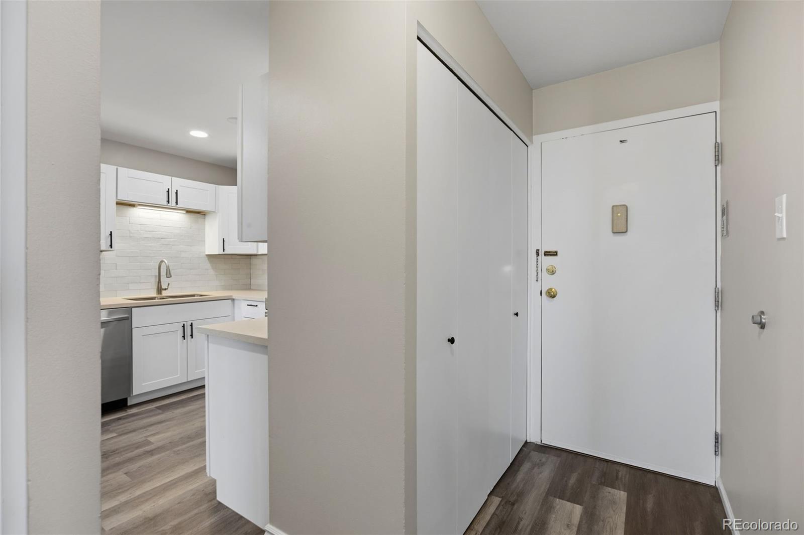 MLS Image #4 for 495 s dayton street,denver, Colorado