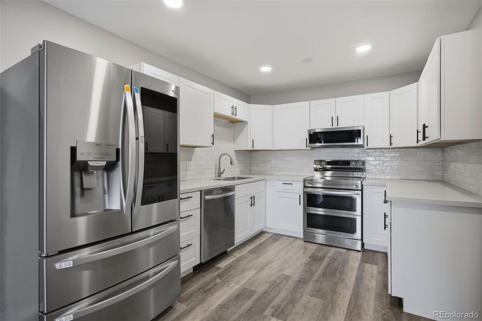 MLS Image #6 for 495 s dayton street,denver, Colorado