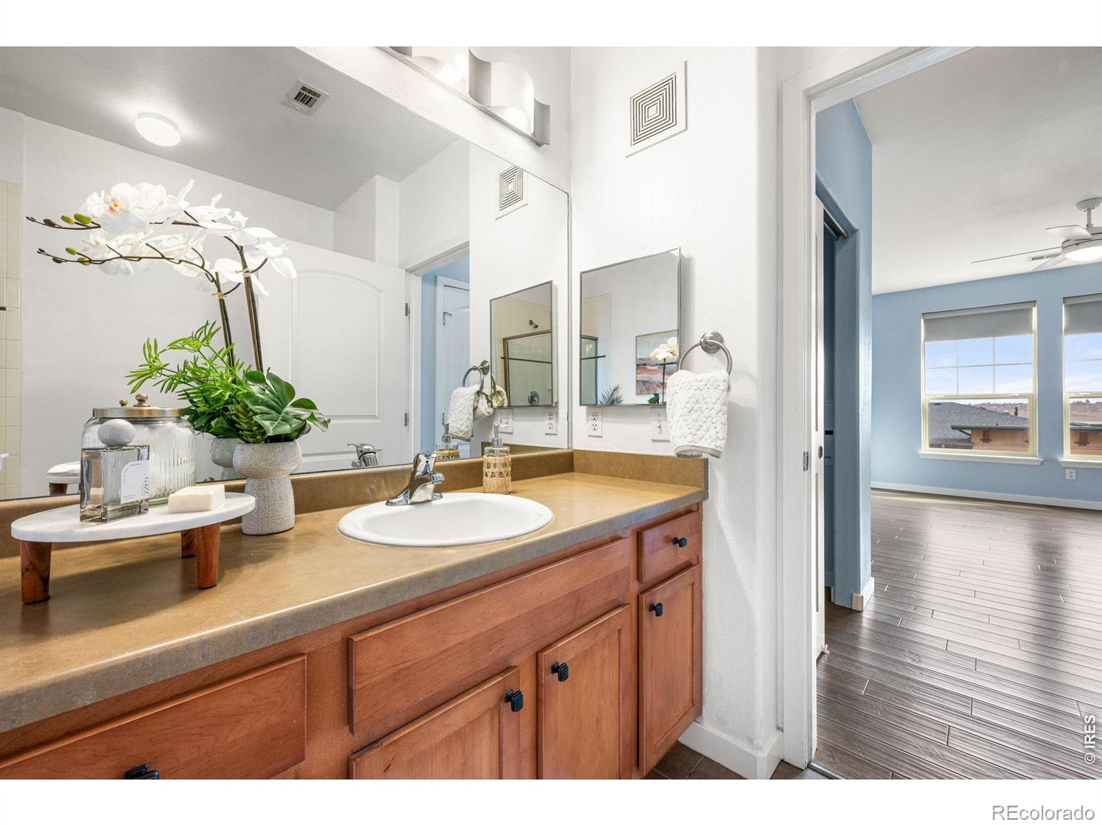 MLS Image #16 for 13456  via varra  315,broomfield, Colorado