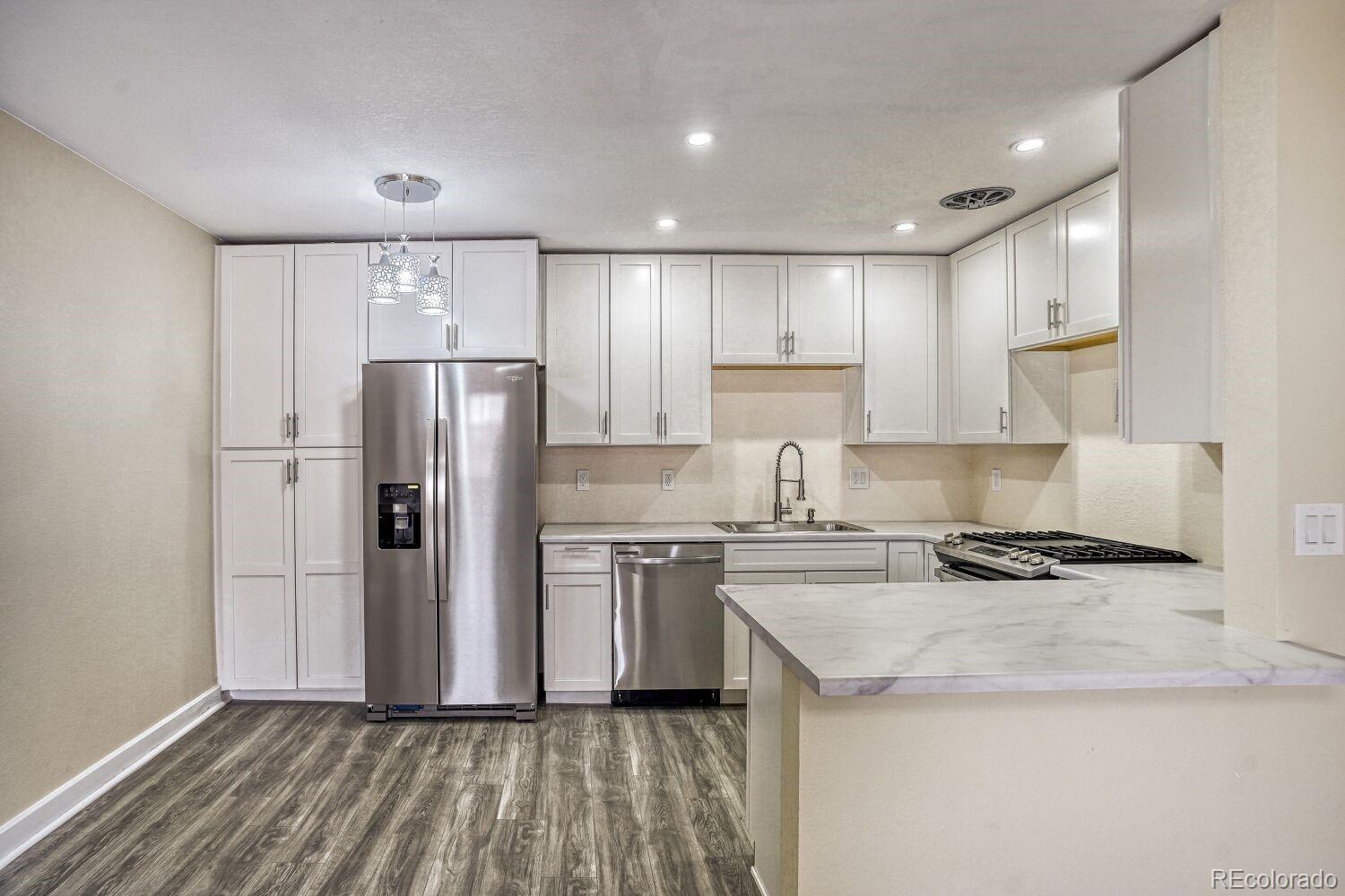 MLS Image #6 for 1620  colorado boulevard,denver, Colorado