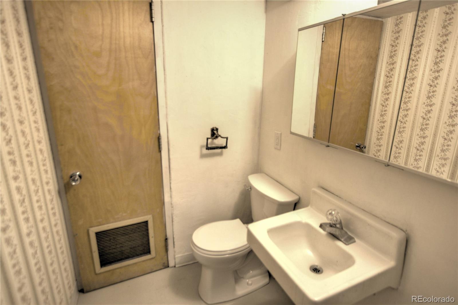 MLS Image #32 for 2708  pennsylvania avenue,colorado springs, Colorado