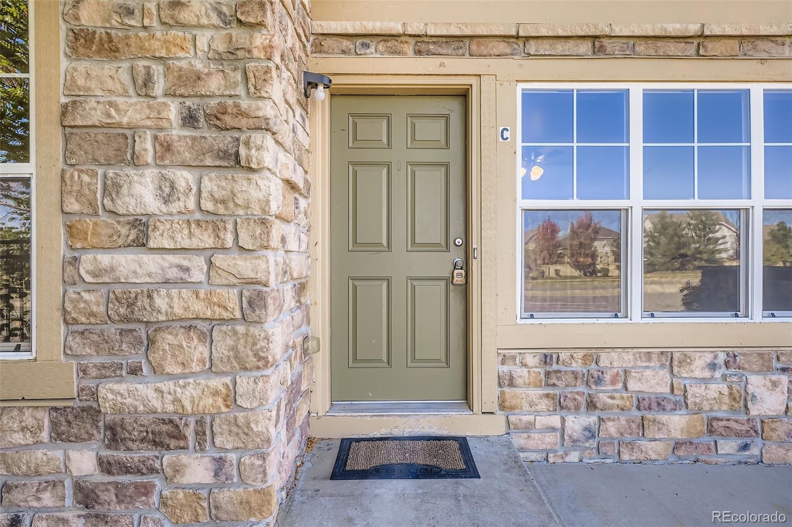 MLS Image #2 for 5722 s addison way,aurora, Colorado